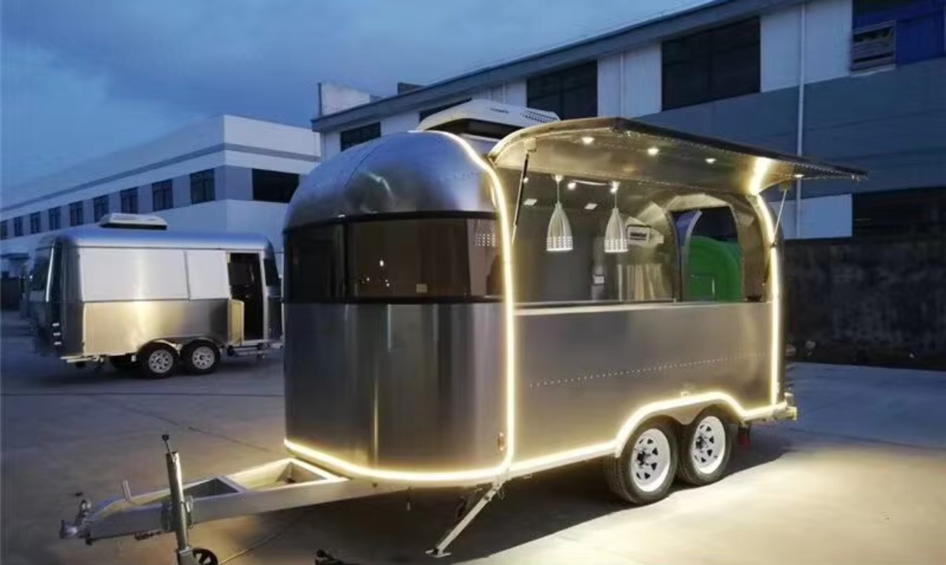 Food Truck, Rimorchio Ristoran - Coffee Equipment recensione e prezzo